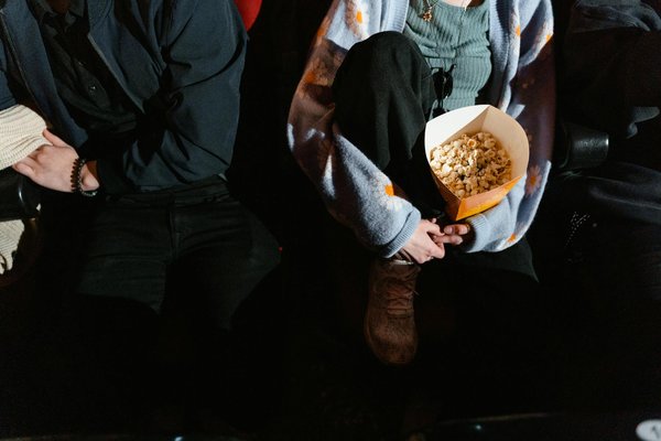 Jul : parcours, albums et clips qui font vibrer la france